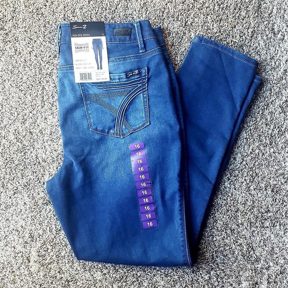 Seven7 High Rise Skinny Jeans